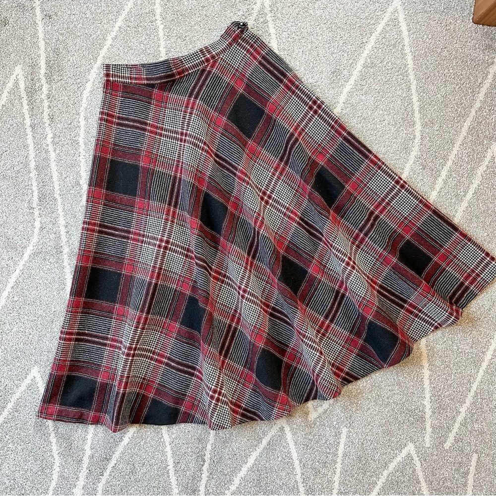 Vintage Red & Black Plaid Wool A-line Skirt